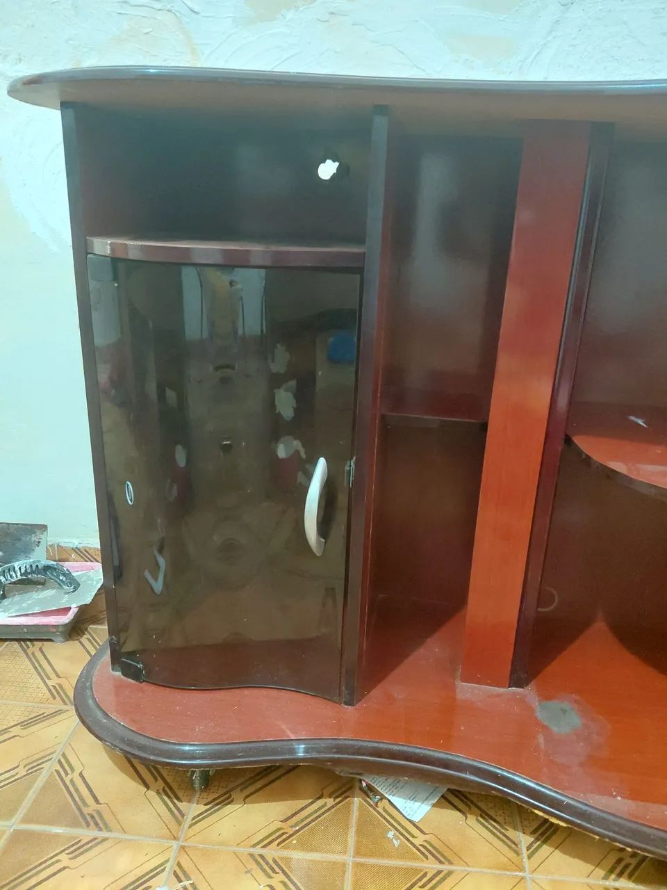 Rack/Estante para Sala com Porta de Vidro  - Foto 3