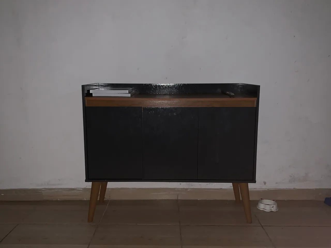 Mesa com 4 cadeiras e buffet - Foto 2
