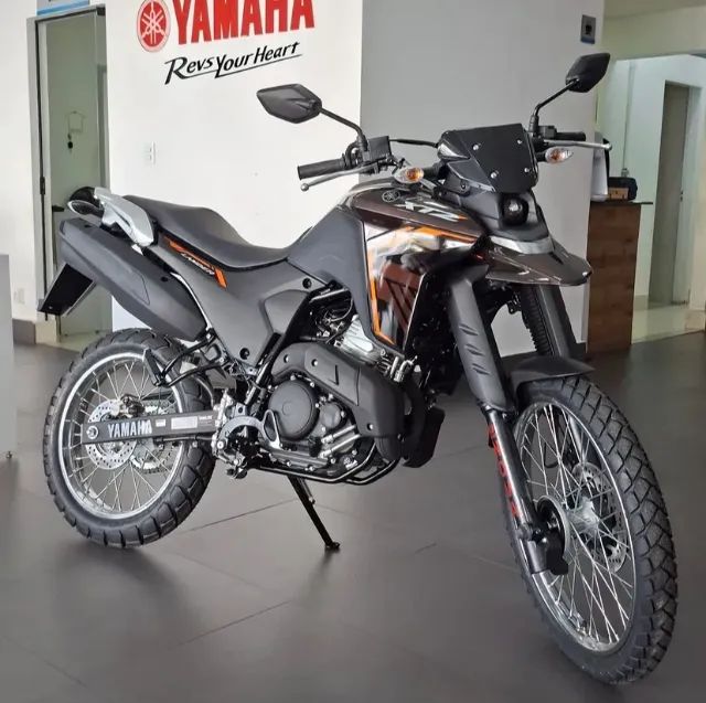 XTZ LANDER 250 26/26