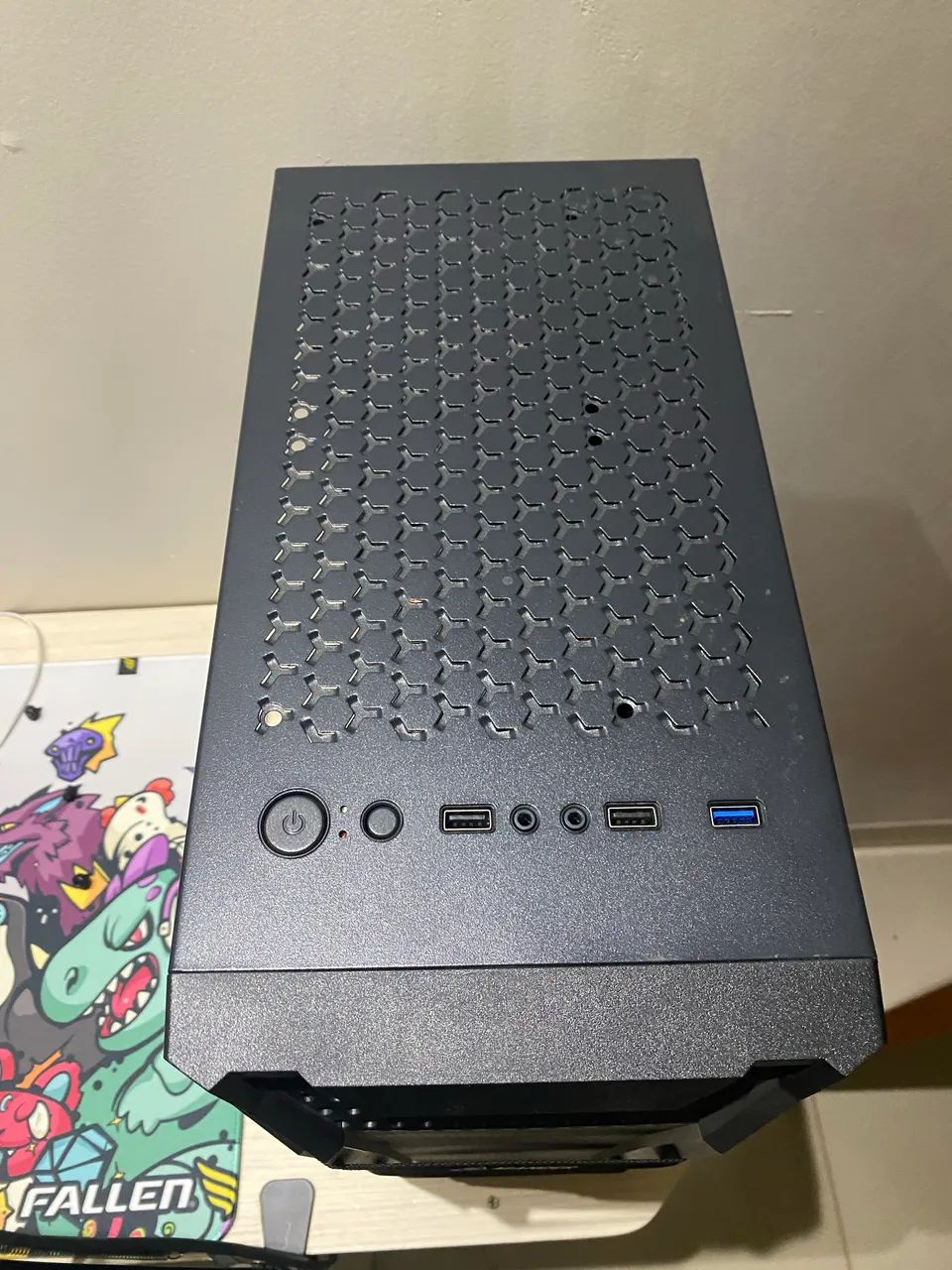 PC Gamer - i5 7600t | 16GB RAM | com RX 580 8GB | SSD 1TB E SSD 500GB (PREÇO NEGOCIÁVEL)