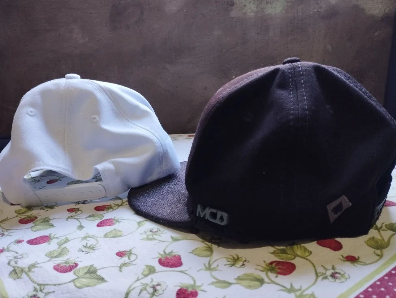 Vende-se par de boné. (Não entrego) - Foto 5