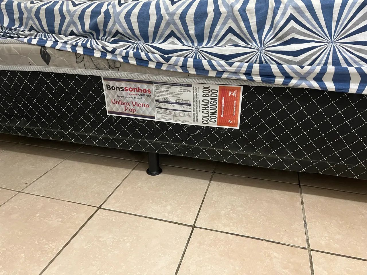 Cama de solteiro 