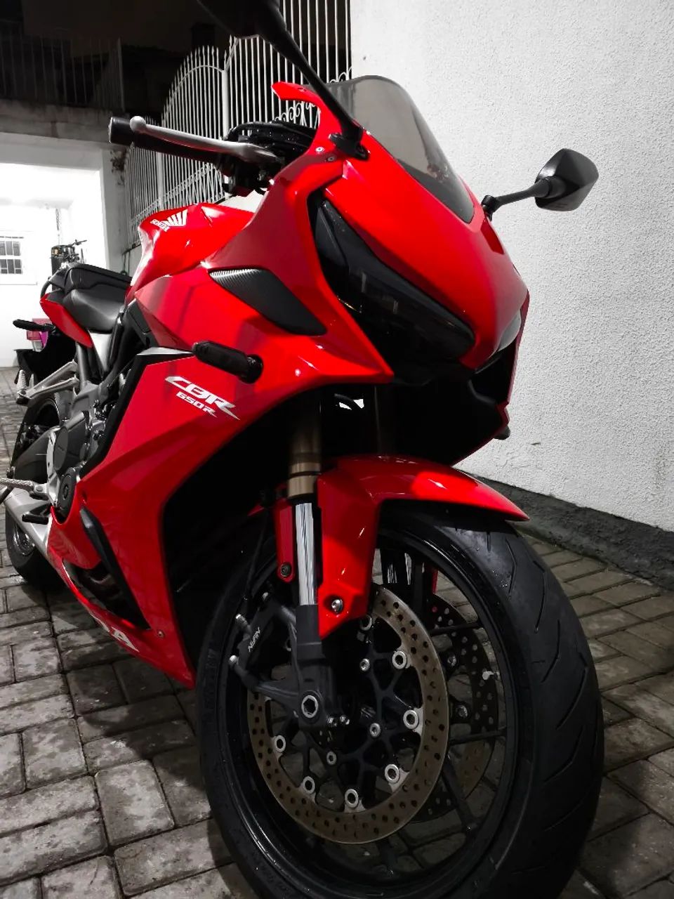 CBR 650R  - Foto 5