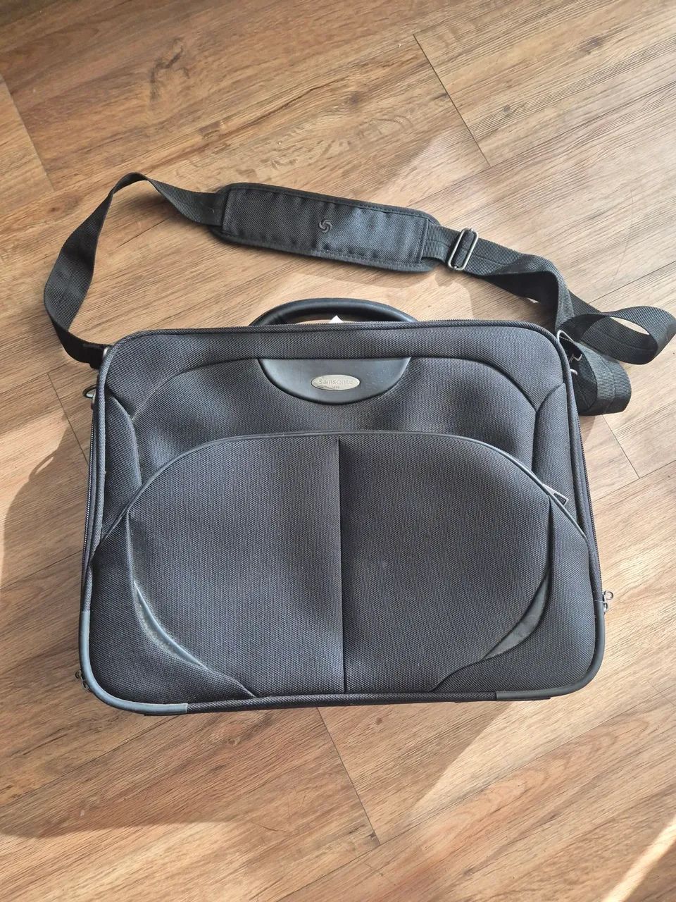 Bolsa Samsonite estilo carteiro