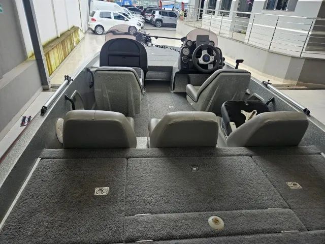 Lancha Pesca MotorBoat Motor Mercury V6 2 Tempos 250CV 50 Horas de Uso IMPECÁVEL!! - Foto 4