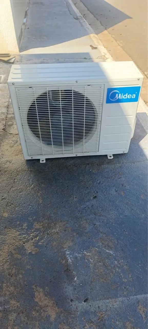 Condensadora Midea 9k