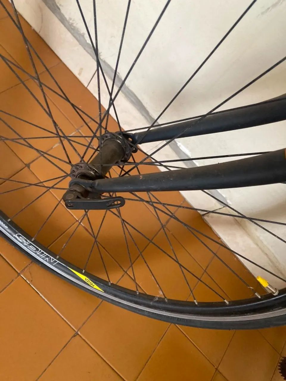 Caloi 10 Speed - clássica preta e dourada - Foto 2