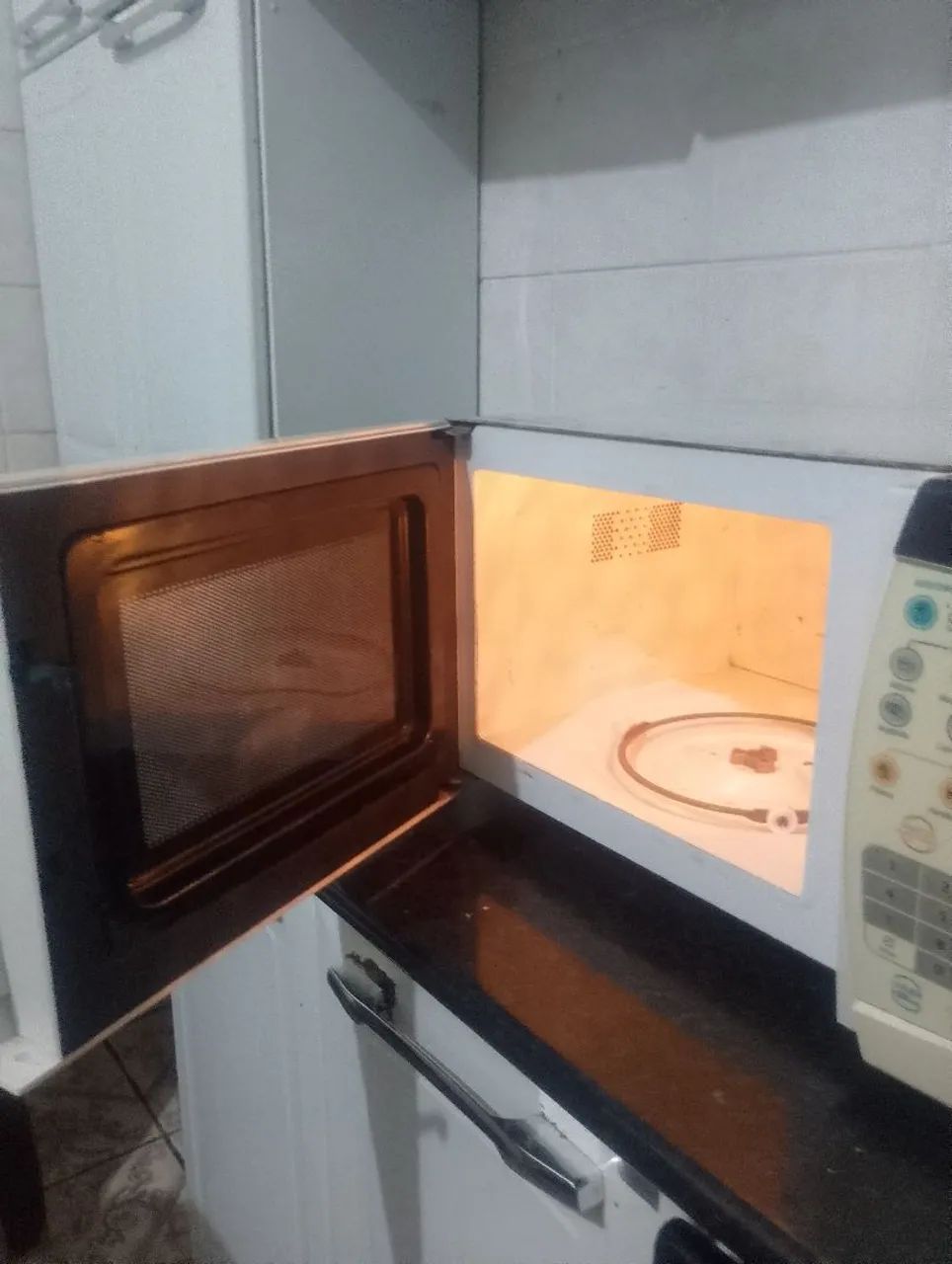 Microondas Electrolux20L funcionando perfeitamente  - Foto 5