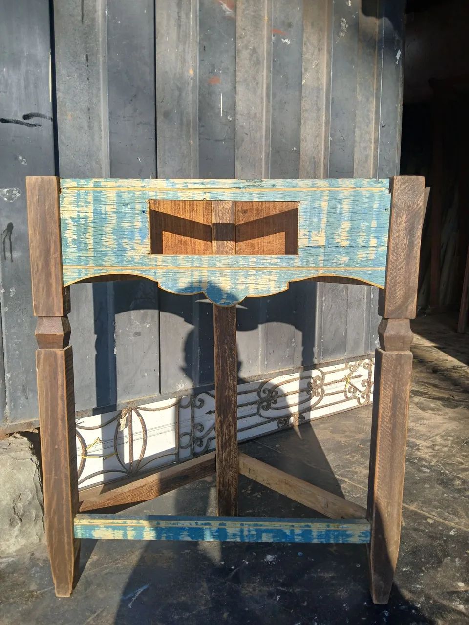 Mesa de canto, para encomendas  - Foto 2