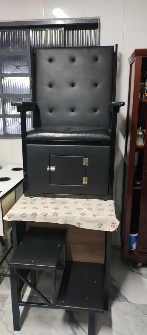Cardeirão para manicure com escada - Foto 2