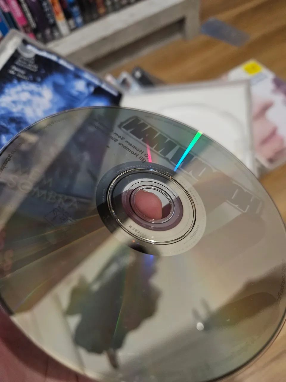 Dvd O Homem Sem Sombra - Com encarte  - Foto 3