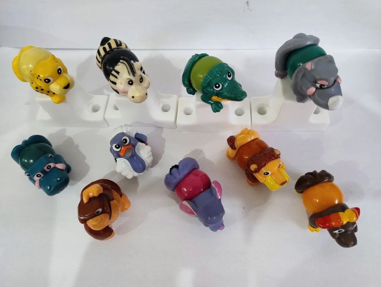 Bicho Bola Kinder ovo década de 90 - Foto 2