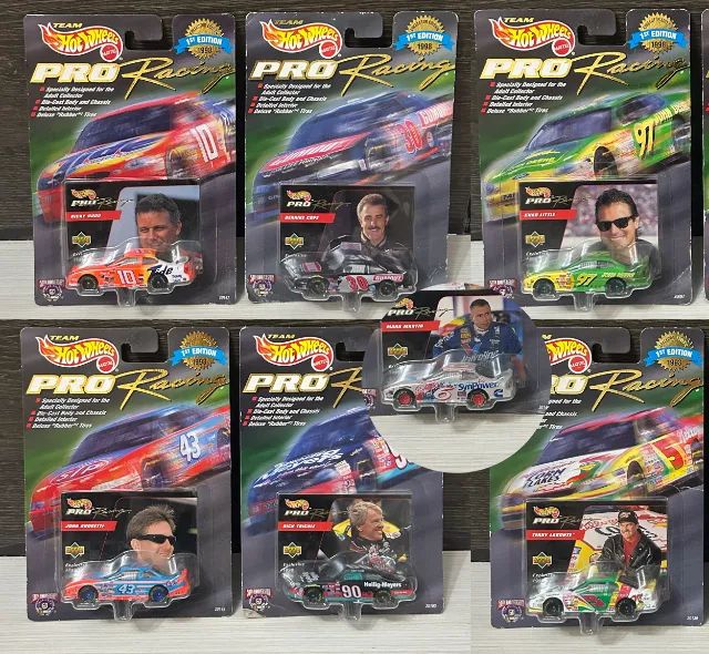 Hot Wheels Set 14 Minis Pro Racing Nascar 1st Edition 1998