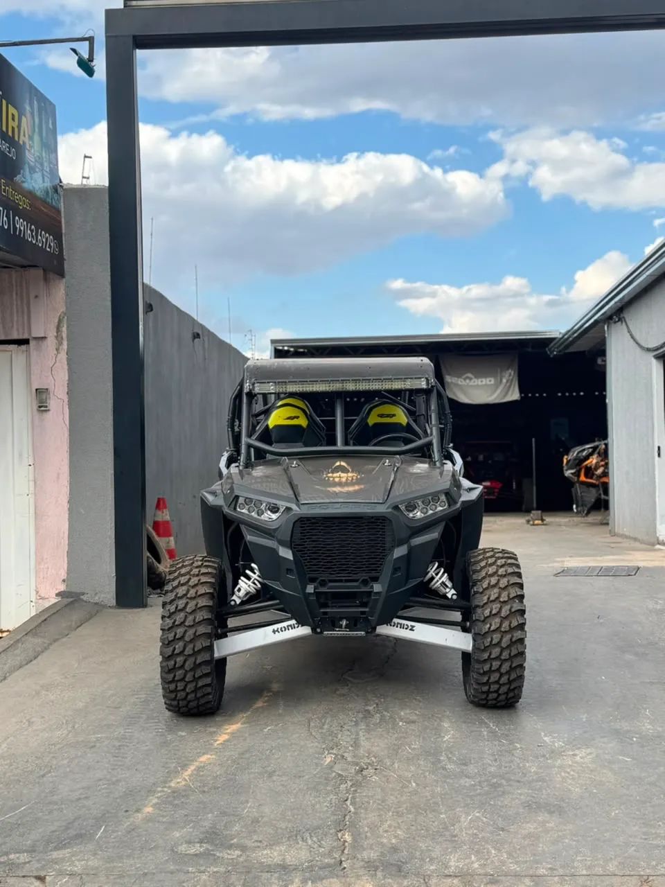 UTV Polaris 4 lugares Automático - Foto 3
