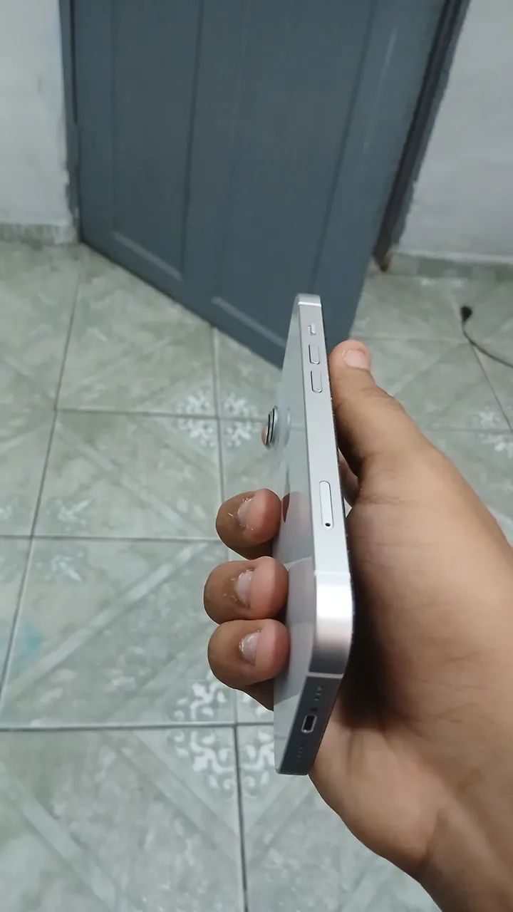 Iphone 14 novo sem marcas de uso