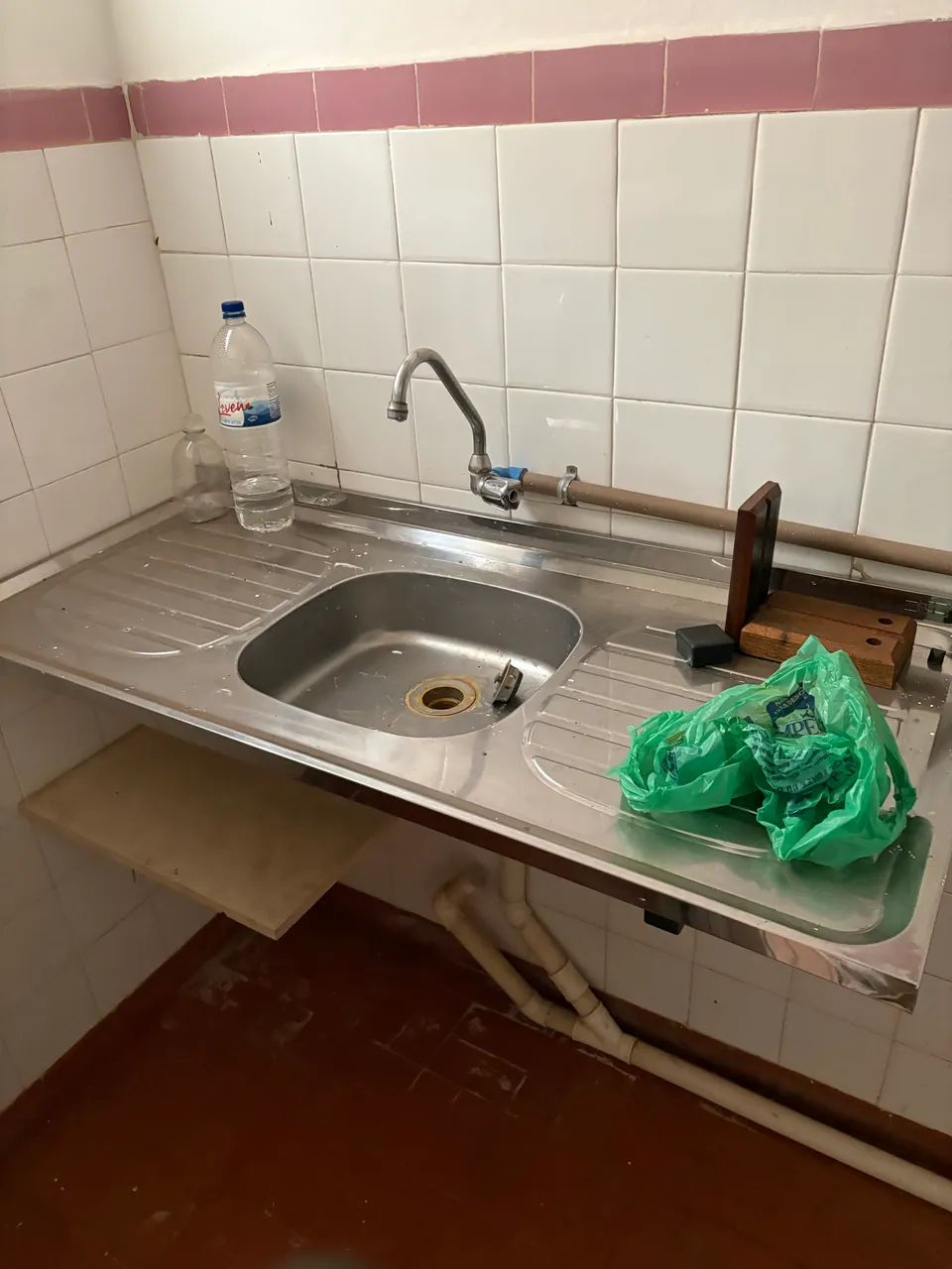 Sala no centro apenas paga R$850 - Foto 3