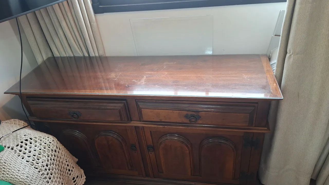 Conjunto de Mesa de Centro e Buffet em Madeira Maciça - Estilo Colonial - Foto 2