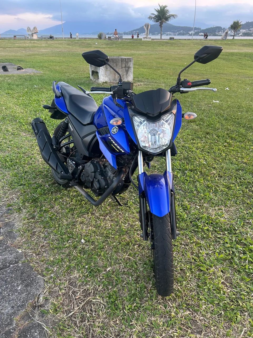 Moto super conservada - Fz150 