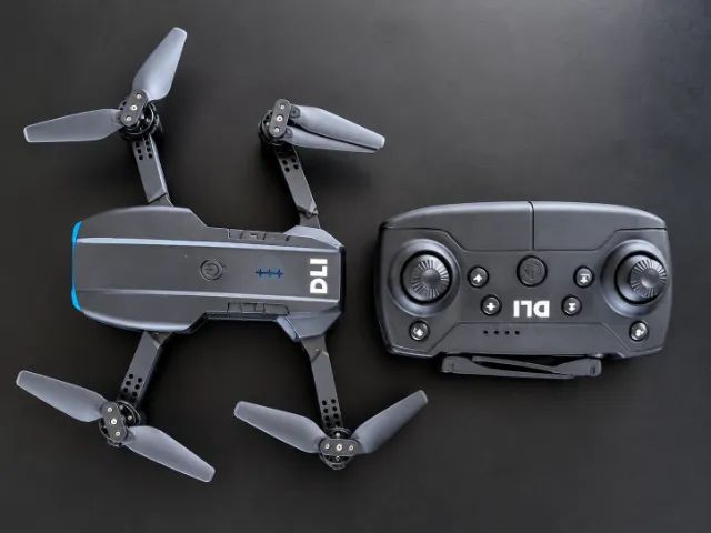 Drone DLI E99 Dobrável com Câmera, Controle e Maleta - Foto 3