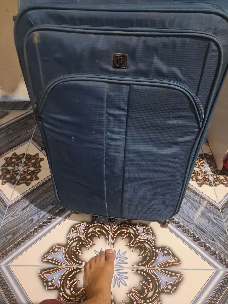 Mala de viagem em bom estado 