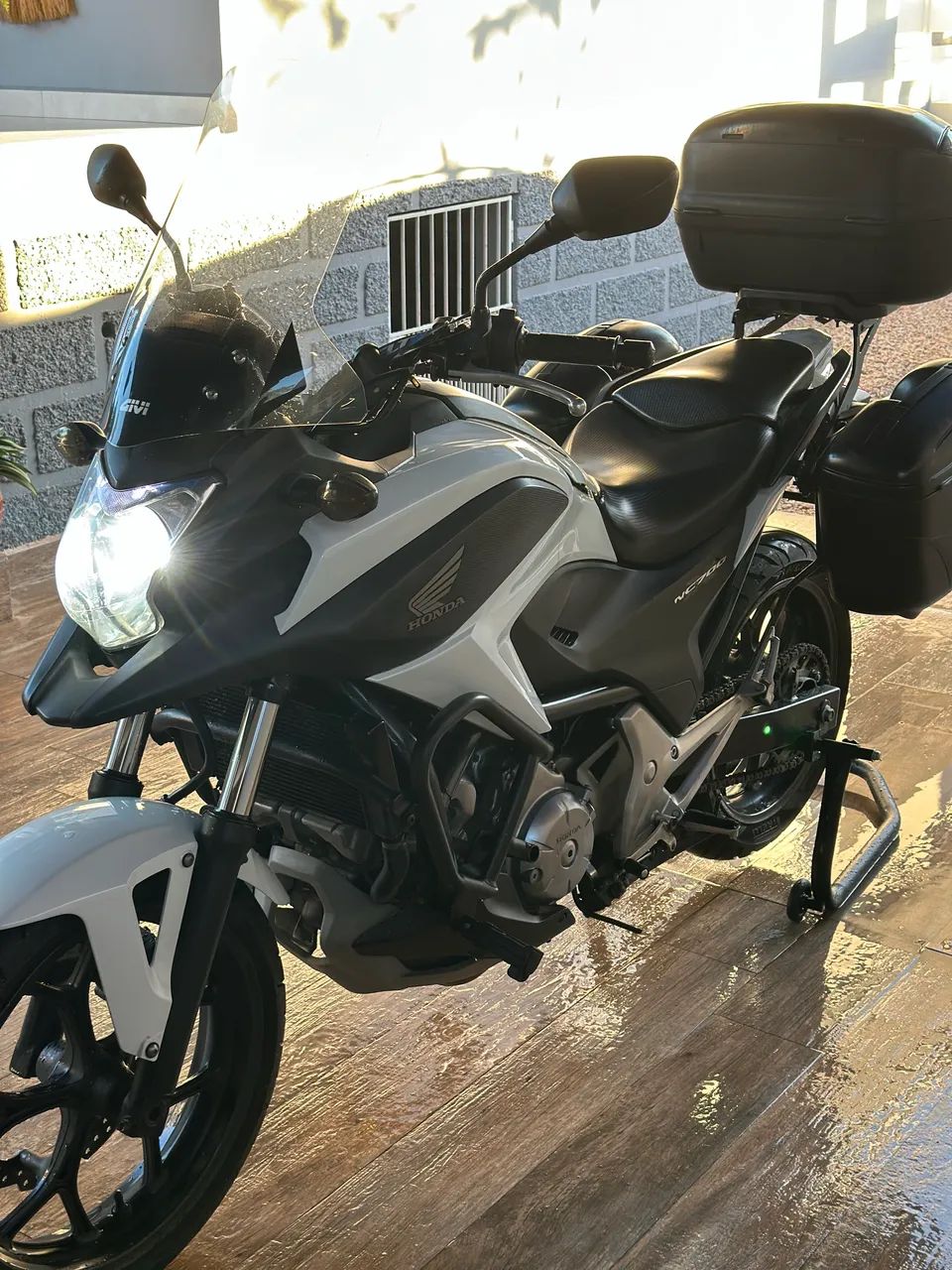 Honda NC 700 2014  Completa + Acessórios - Foto 3