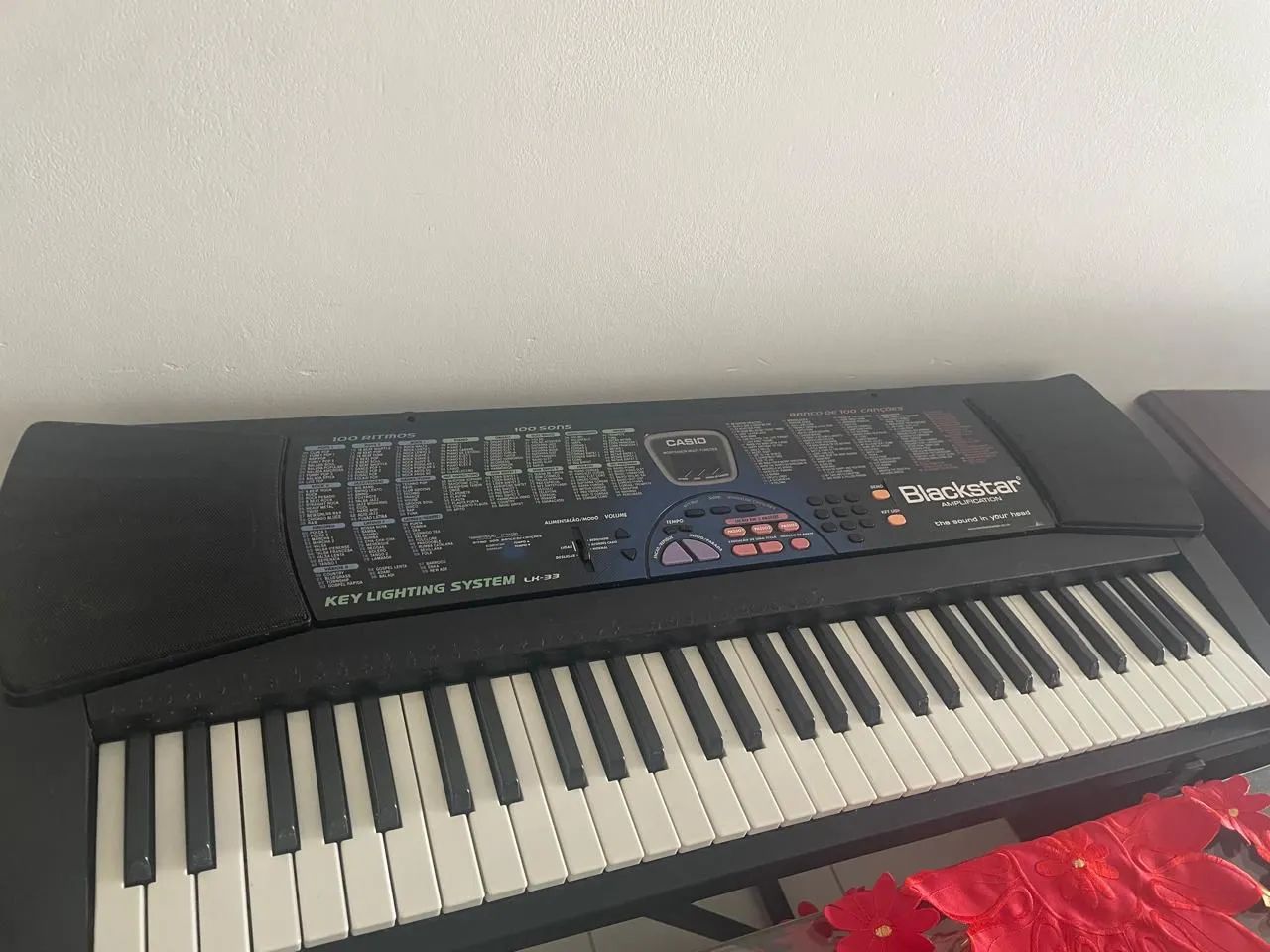 Teclado Casio LK 33 - Foto 2