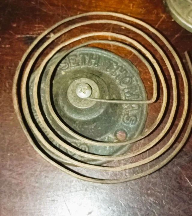 TRÊS GONGO DE RELÓGIO ANTIGO  - Foto 2