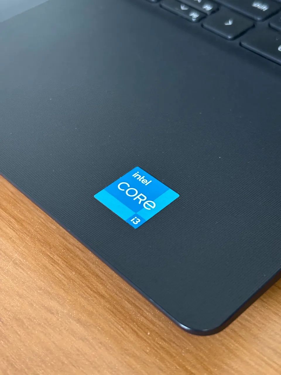 Notebook Dell Vostro 15, I3 11a Gen, SSD, 8GB RAM. - Notebooks