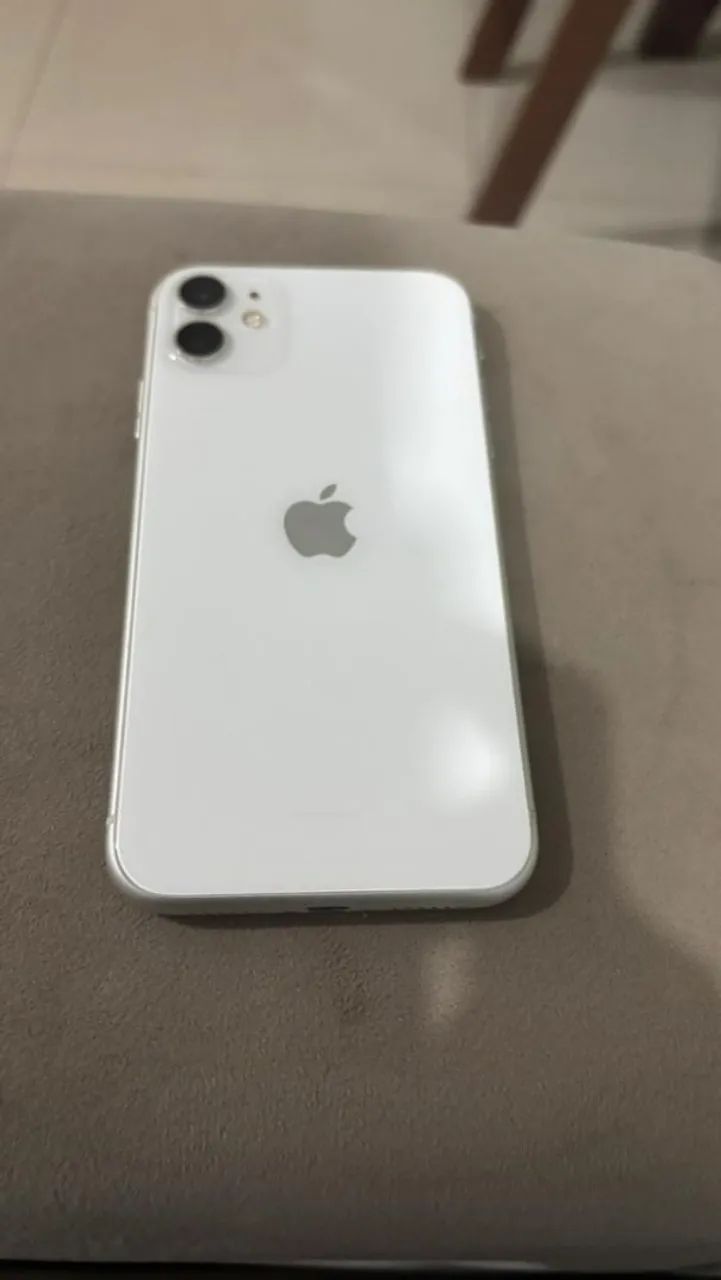 iPhone 11 | 128GB | 70% | Branco - Celulares e Smartphones - Guará