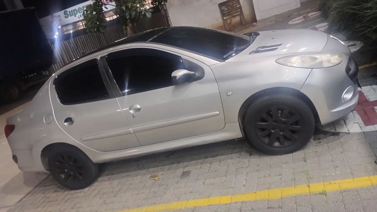 Peugeot 207 207 Sedan Passion XS 1.6 Flex 16V 4p 2009