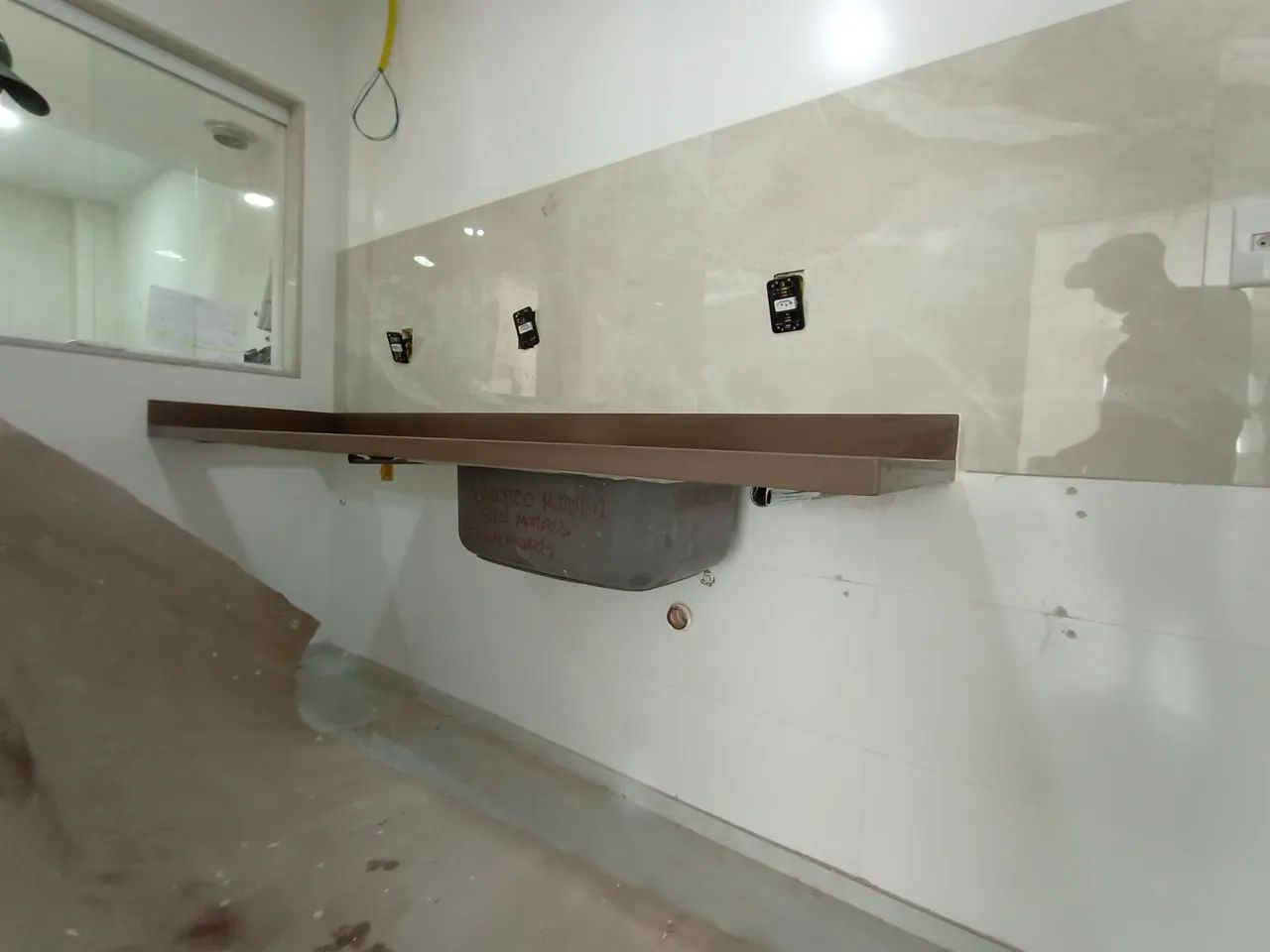 Instalaçãos e acabamentos em mármores e granitos ornamentais - Foto 5