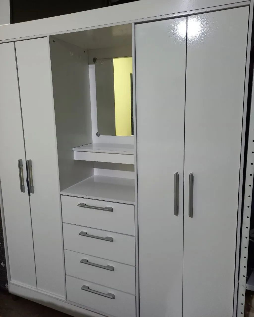Guarda-roupa com espelho - usado  - Foto 2