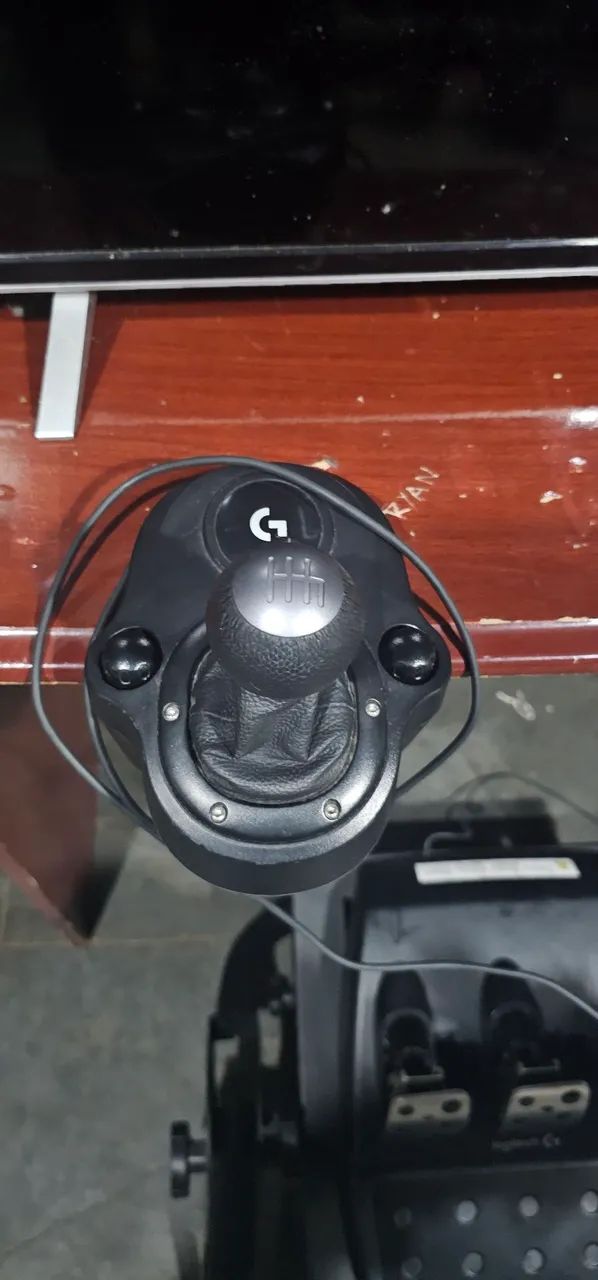 Logitech g29 completo + marcha mecânica e cockpit extreme - Foto 4