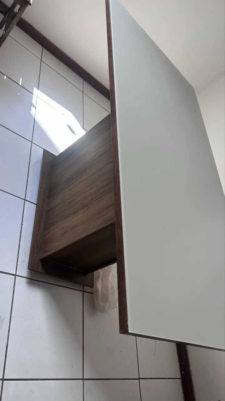 Mesa com tampo de vidro 6 lugares - Foto 2