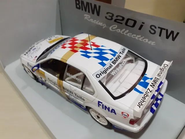 Miniatura Bmw 320i Stw #8 Fina 1/18 Ut Models - Hobbies e coleções