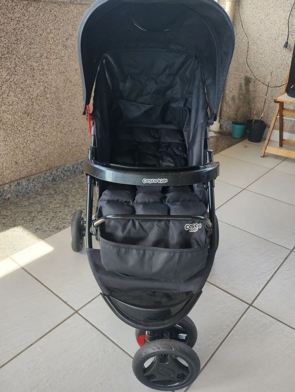 Carrinho de bebe com bebê conforto  - Foto 4