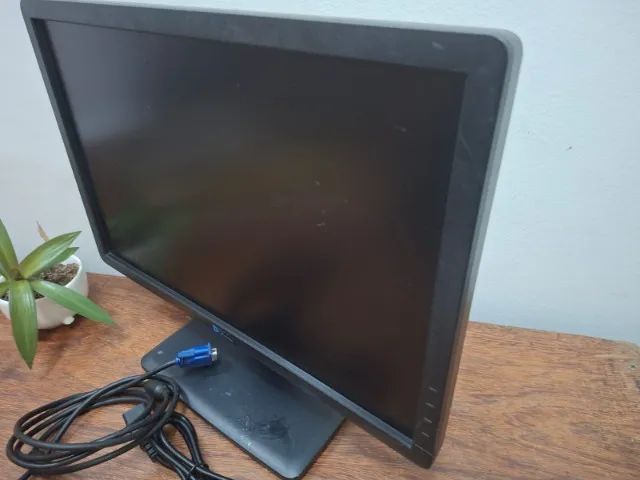 Monitor Dell 19" E1913c (VGA e DVI) - Foto 4
