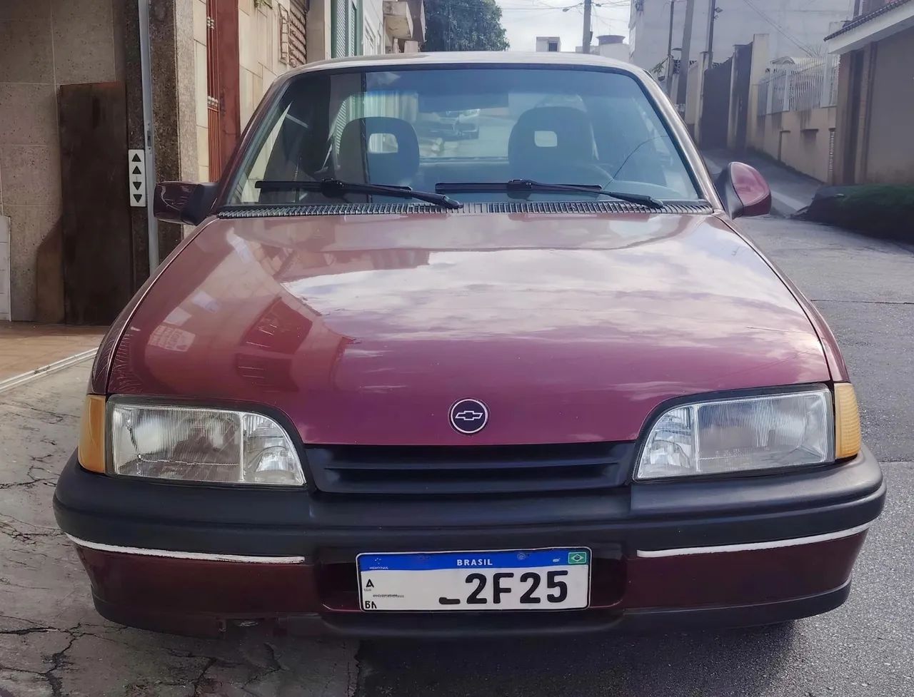 Chevrolet Monza GLS/ Hi-tech 2.0 EFI 2P E 4P 1994