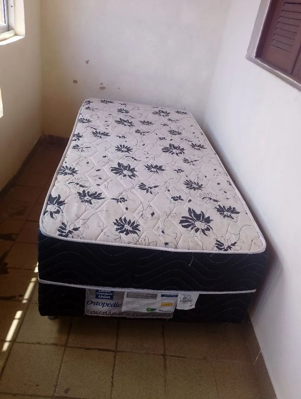 Vendo cama Box solteiro - Foto 3
