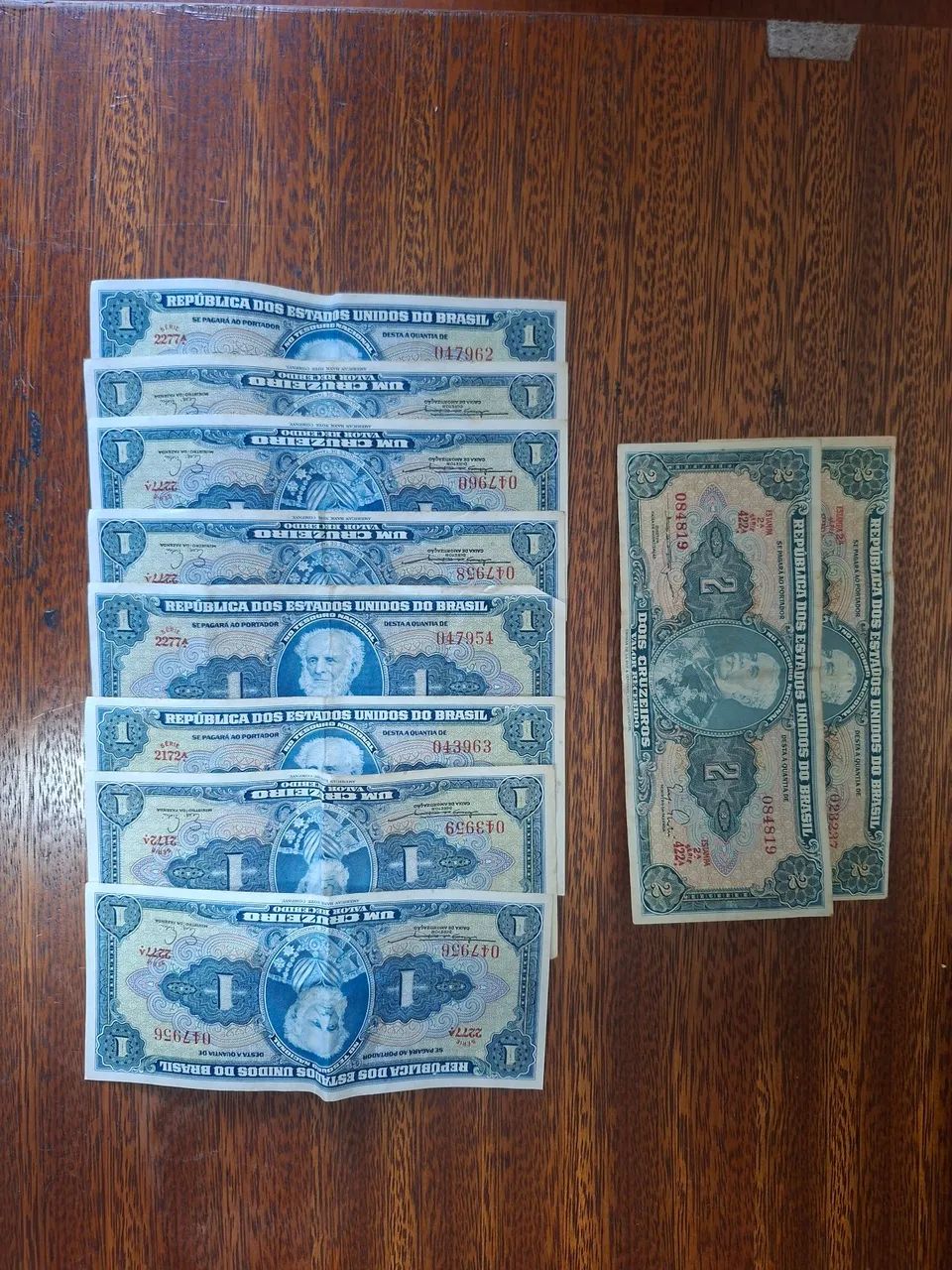 Cédulas antigas de um e dois cruzeiros - Foto 2