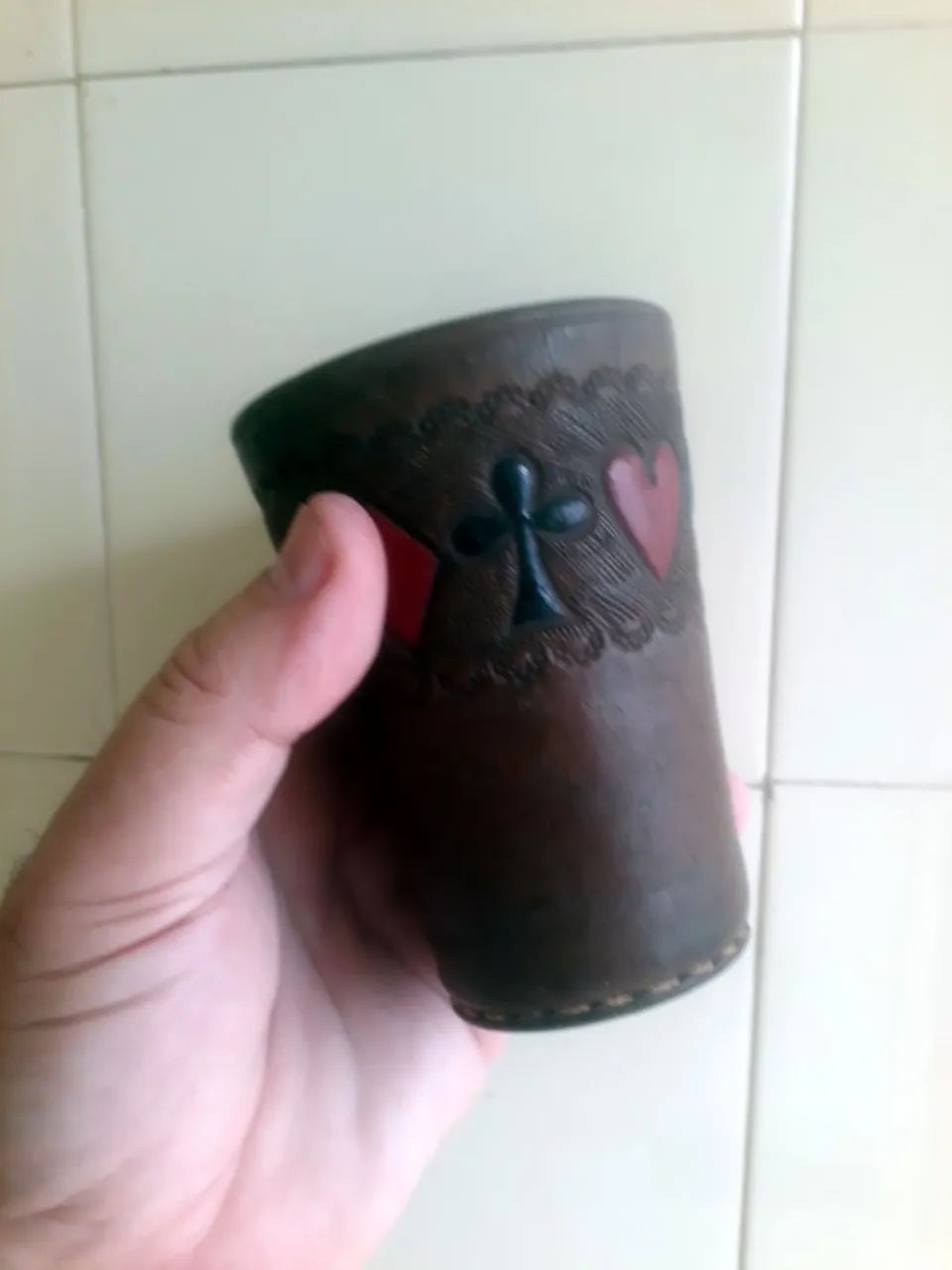 Copo de couro para jogo de dados - Foto 3