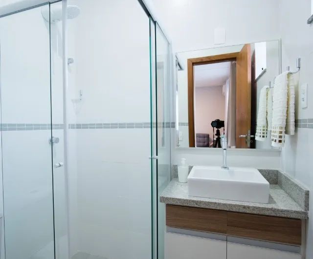 Apartamentos Estudio Completo no Carianos com água, luz, internet e condomínio já inclusos - Foto 7