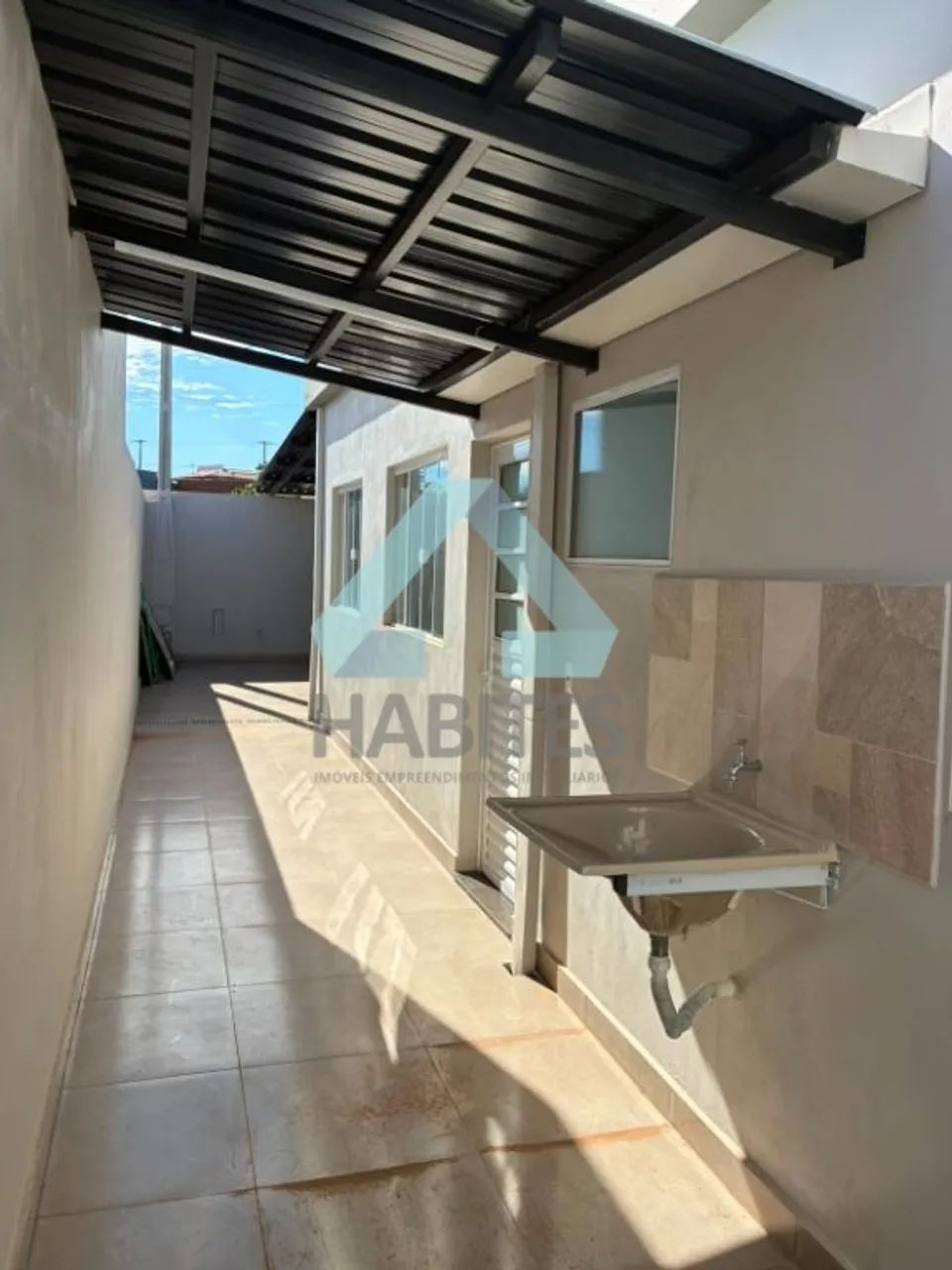 2 quartos sendo 1 suite - Garagem Coberta - Foto 2