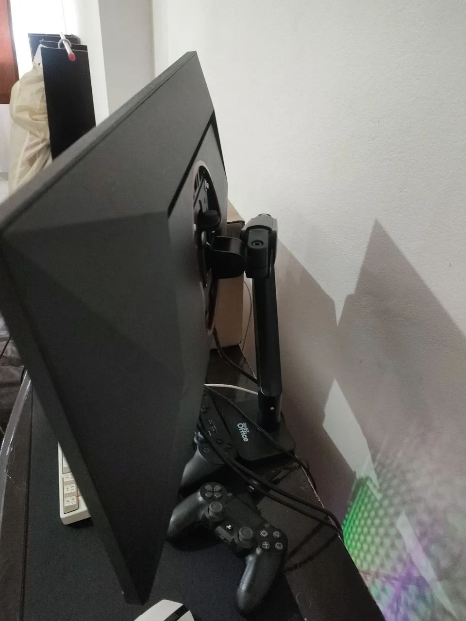 Monitor AOC agon 200hz - Foto 2