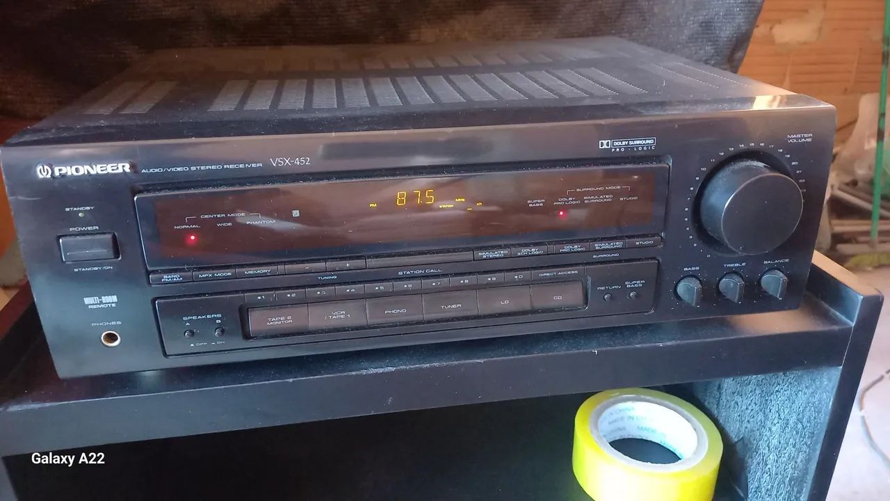 Receiver Pioneer vcs 452 com entrada Phono.