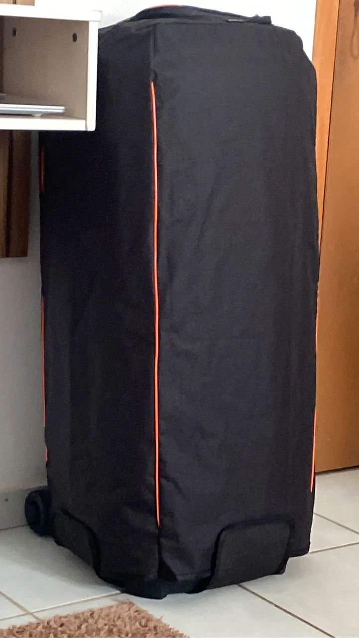Vendo caixa Jbl 710 - Foto 2