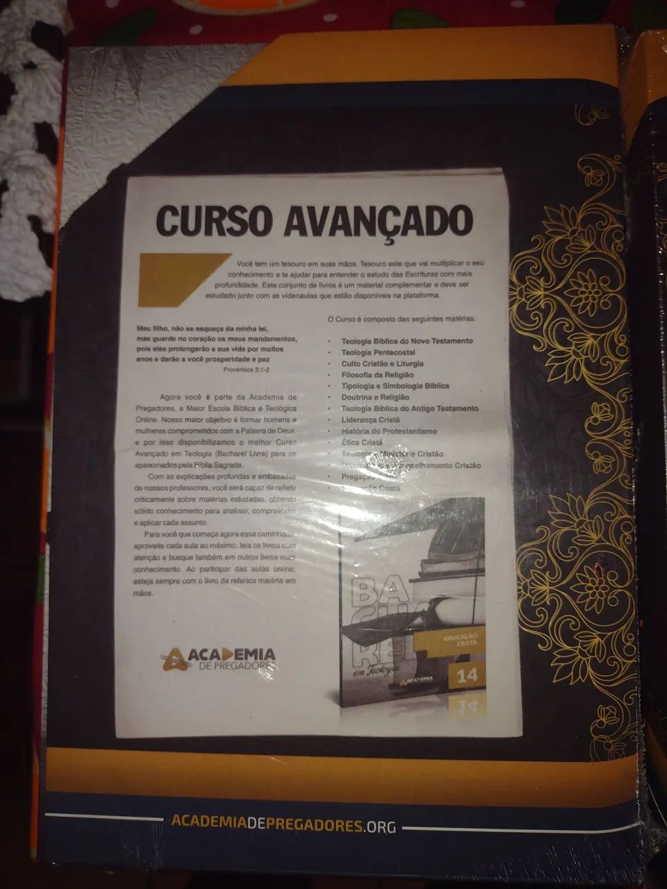 Box Bacharel em Teologia Top!!!  - Foto 3