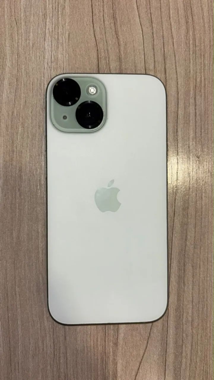 iPhone 15