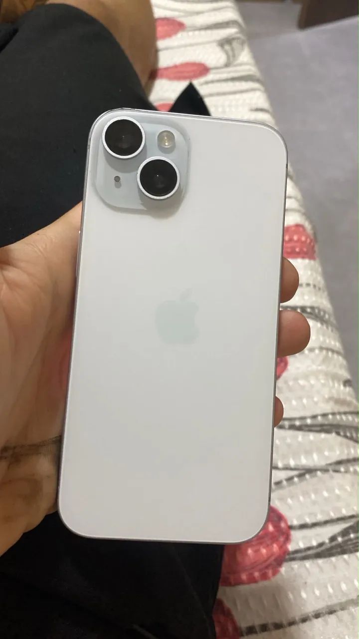 iPhone 15 normal 256 gb zero de tudo 
