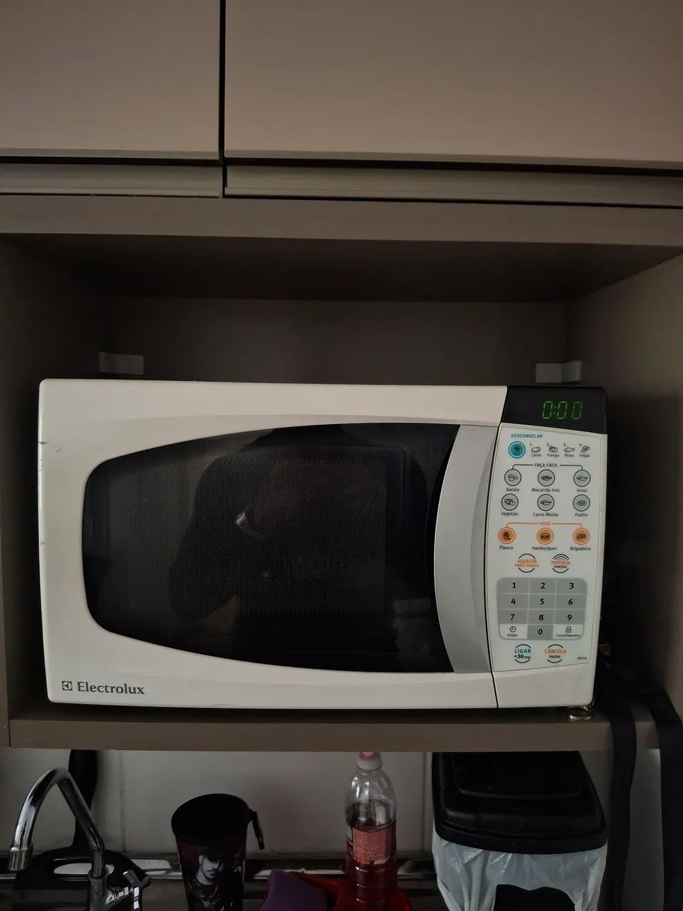 Micro-ondas Electrolux MEF28 - 18 L - 110v